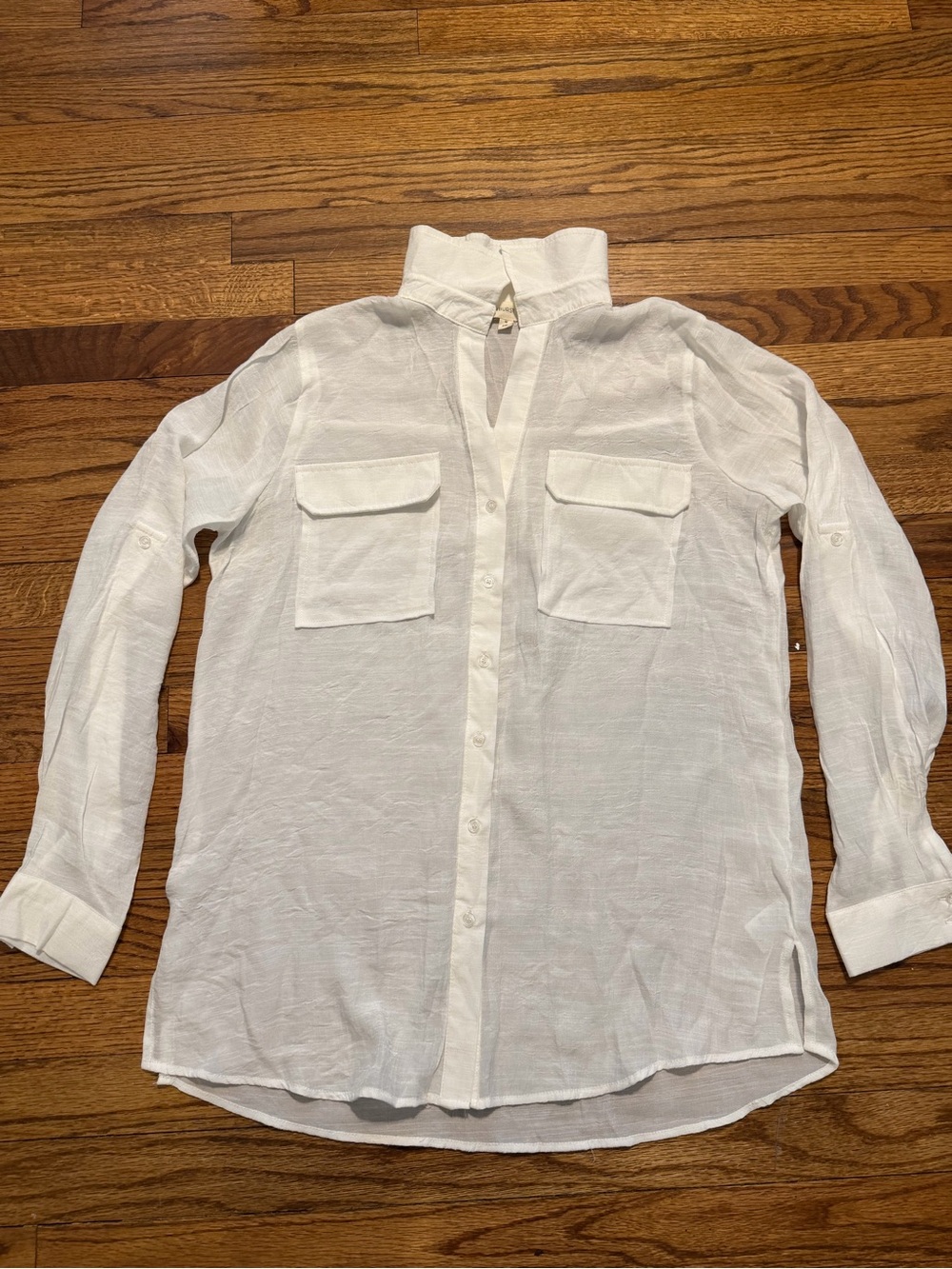 Women' White Long-Sleeve Button-Up Shirt